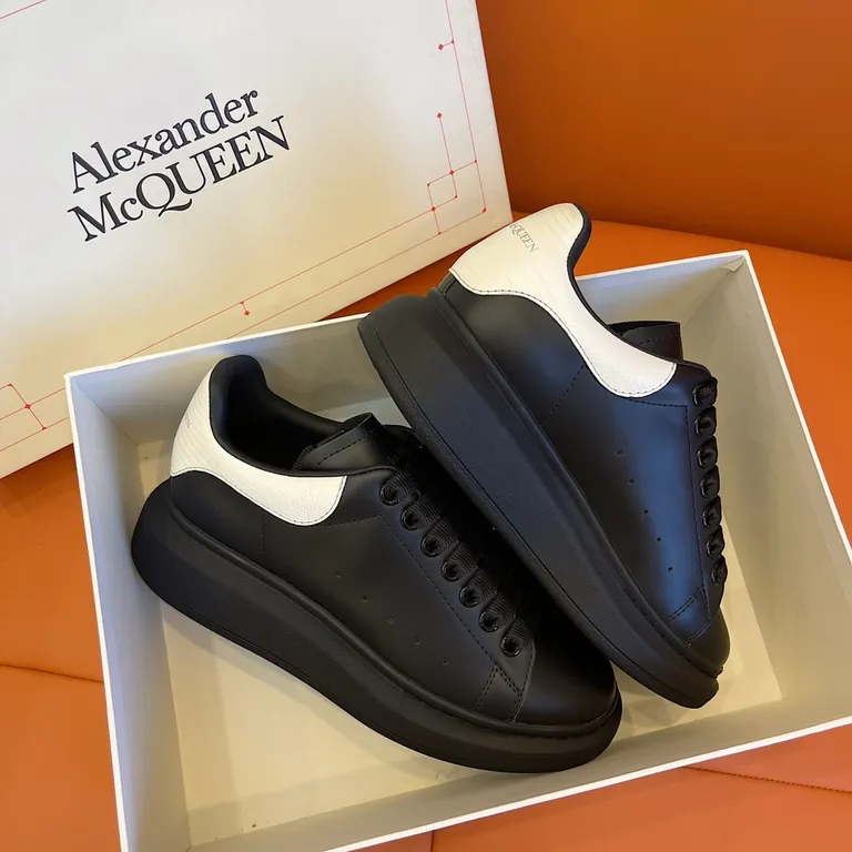 Alexander McQueen Shoe 